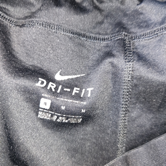 Nike Black Jogger Pants - Picture 4 of 4